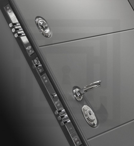 Металлическая входная дверь ART графит 02 - Сандал белый, стекло черное
